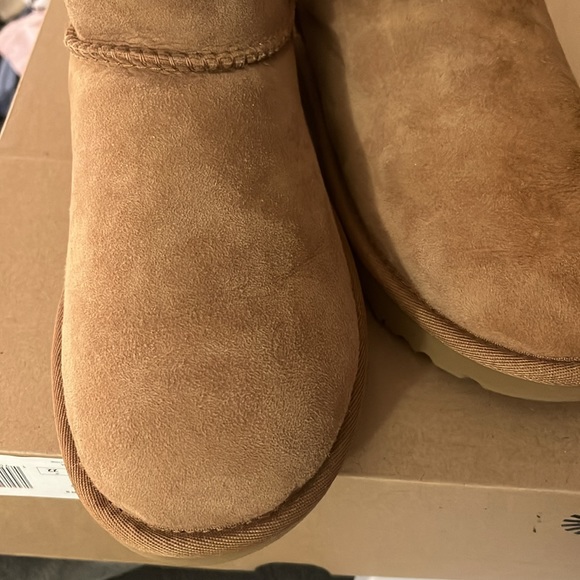 Ugg boots - Picture 10 of 13